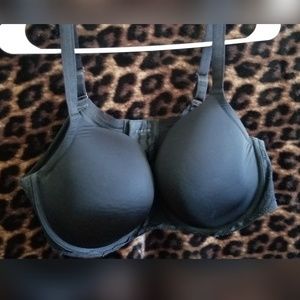 Torrid 44D Tee Shirt bra Bra